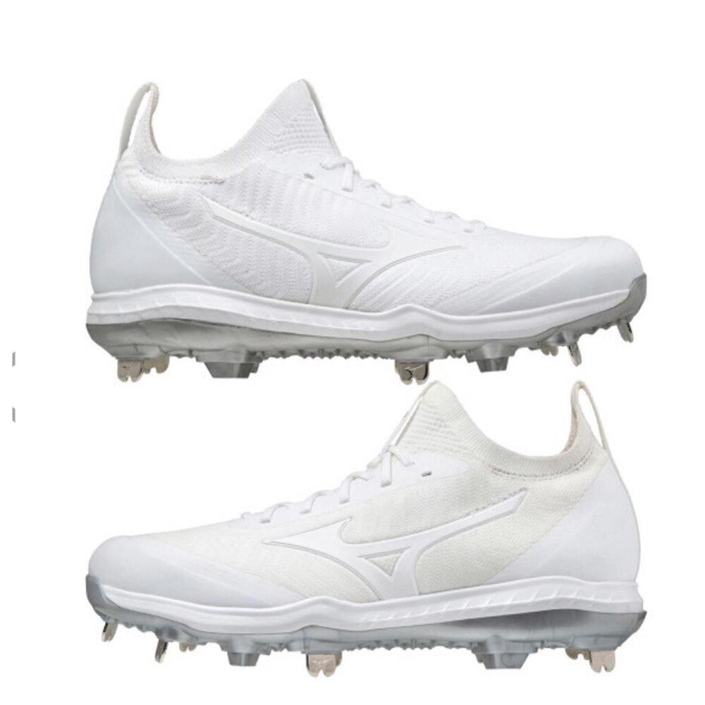 Mizuno Women Size 11 Dominant Knit Metal Fastpitch Softball Cleat White NEW $125